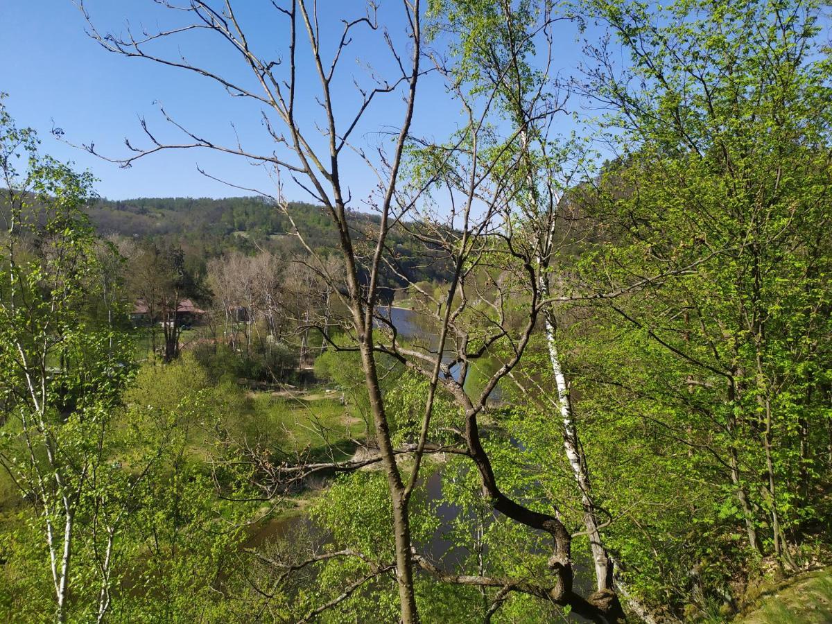 Penzion A Restaurace Nad Hradem Křivoklát المظهر الخارجي الصورة