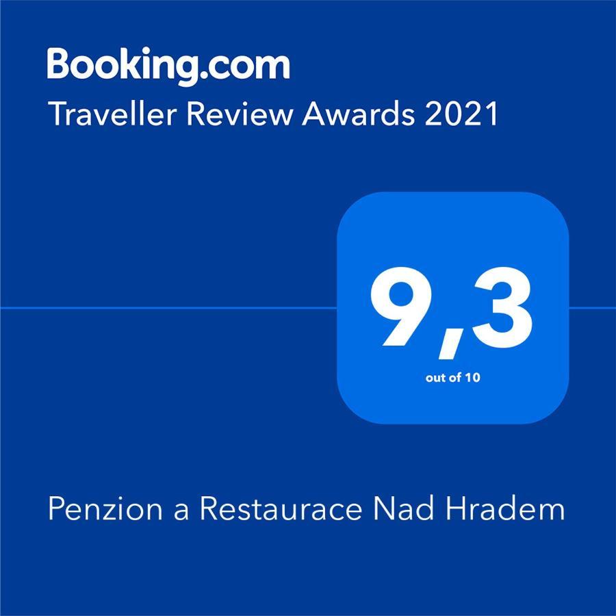 Penzion A Restaurace Nad Hradem Křivoklát المظهر الخارجي الصورة